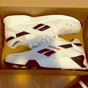 Reebok Aztrek classic black/white/red